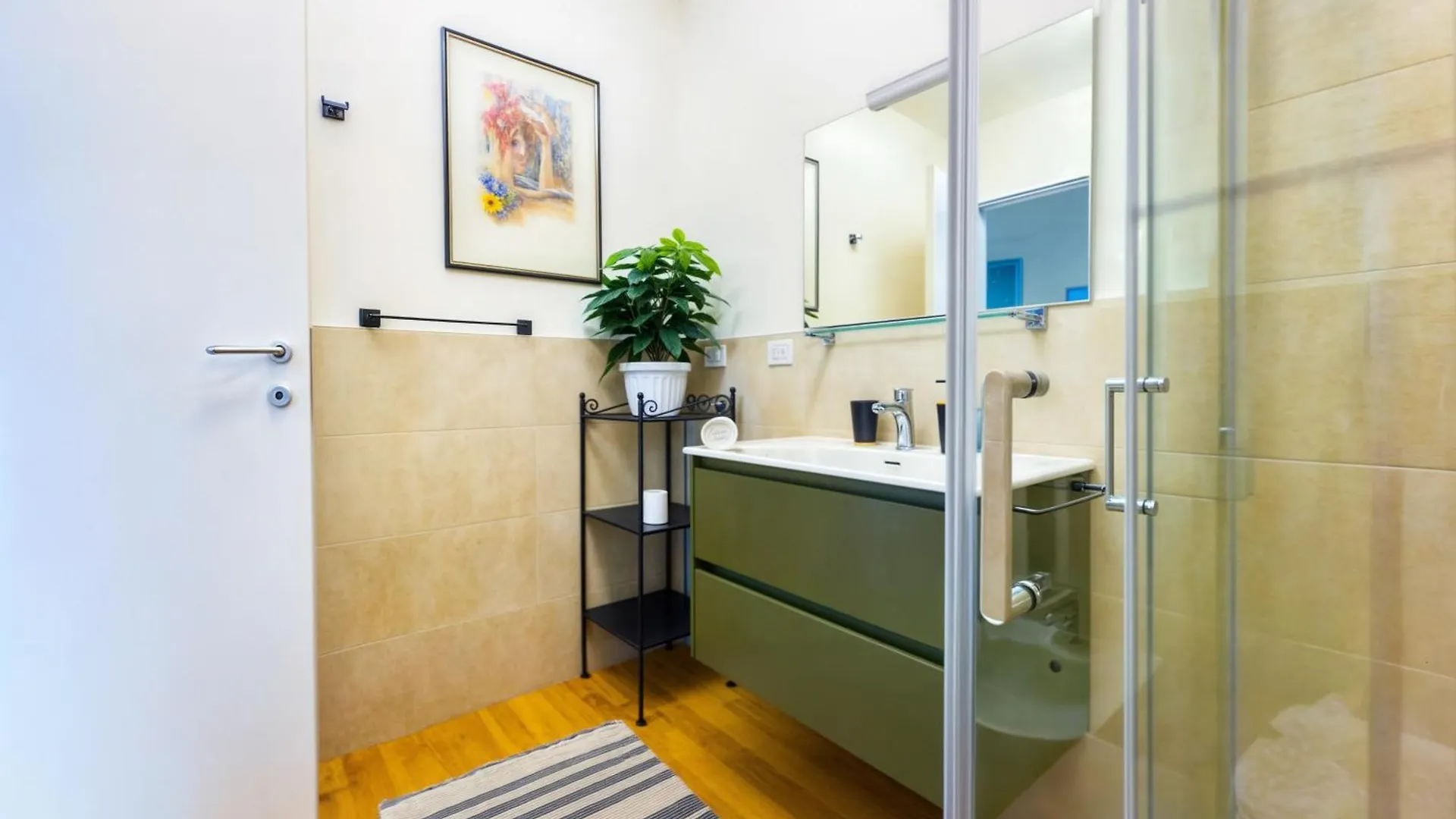 Iseo Lake Apartment - Central Iseo - Free Wi-Fi