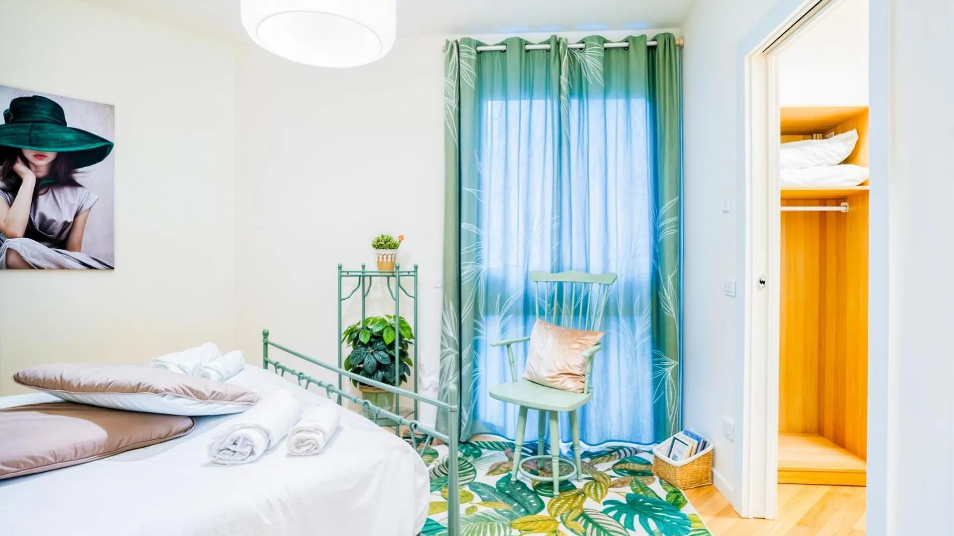 Iseo Lake Apartment - Central Iseo - Free Wi-Fi